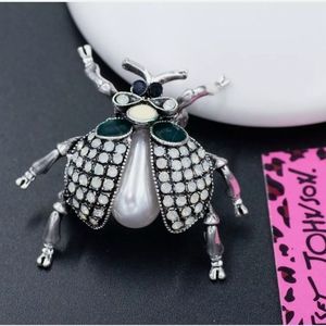 Silver plated blue pearl crystal ladybug necklace/broach